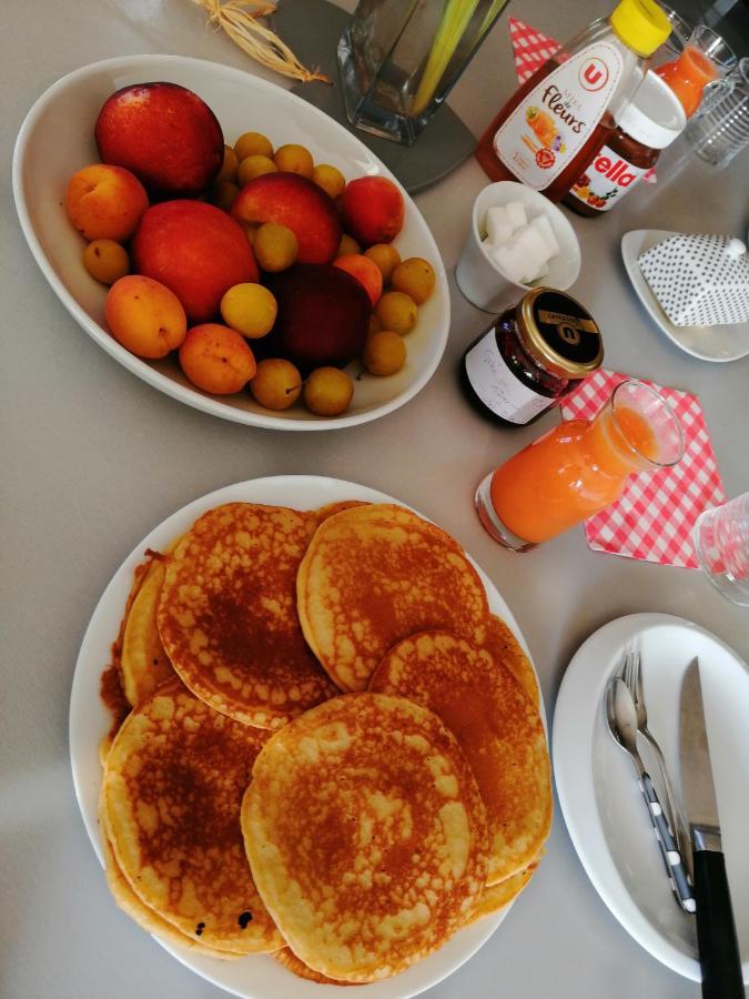 Bed and Breakfast Les Bichettes Mortagne-sur-Sevre Zewnętrze zdjęcie