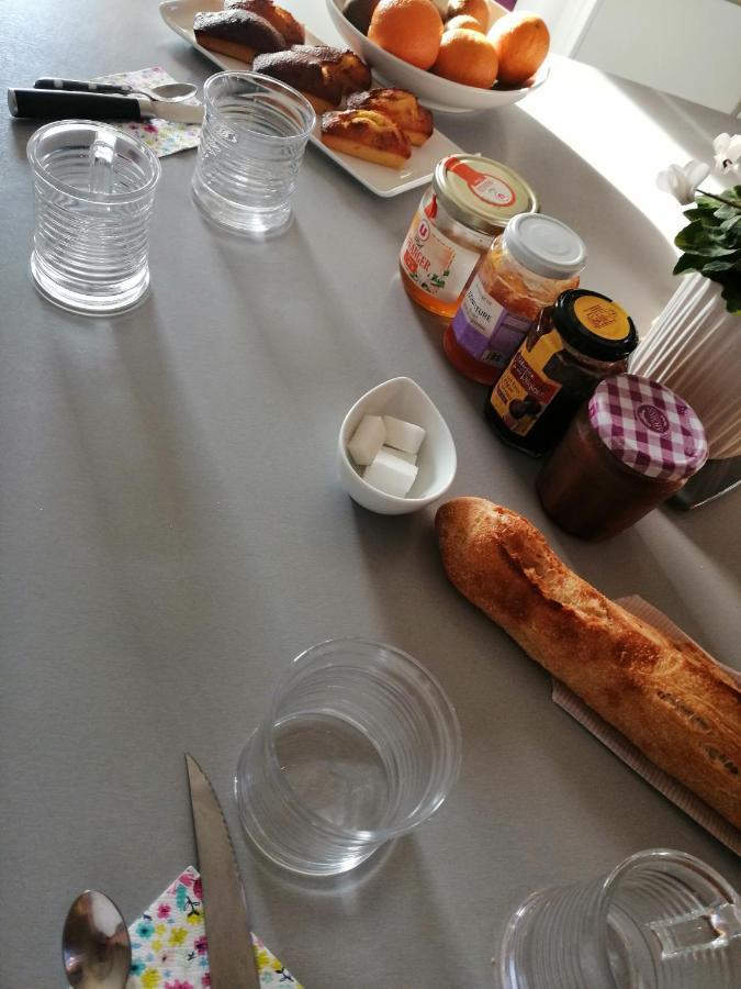Bed and Breakfast Les Bichettes Mortagne-sur-Sevre Zewnętrze zdjęcie